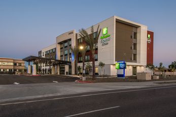 Holiday Inn Express & Stes Happy Valley