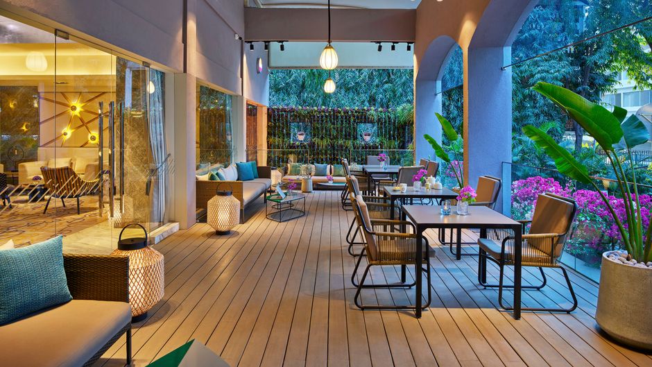 Vivanta Bengaluru Residency Restaurant