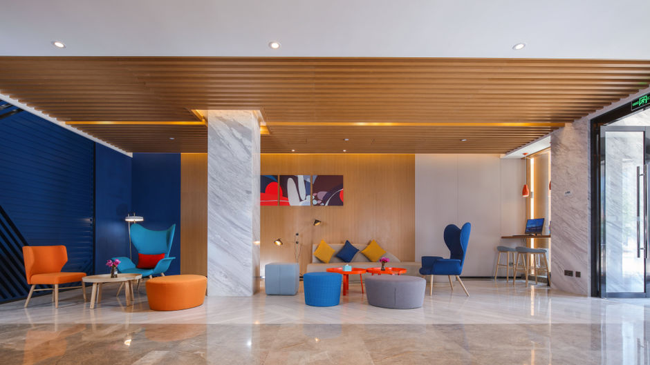 Holiday Inn Express Chengdu East Lobby