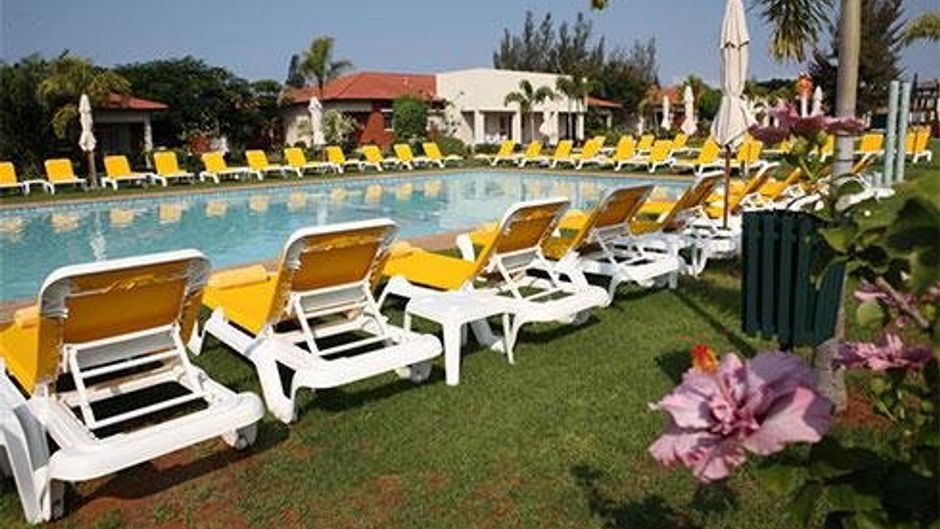 Montebelo Indy Maputo Congress Hotel Pool