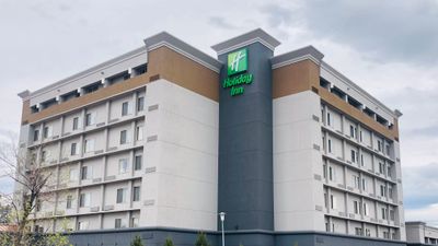Holiday Inn Convention Center