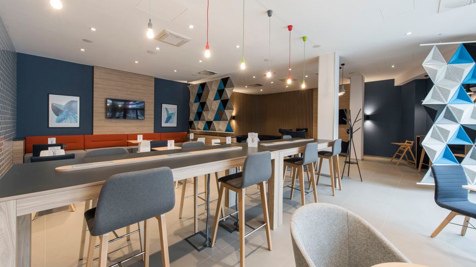 Holiday Inn Express Warsaw-Mokotow Restaurant
