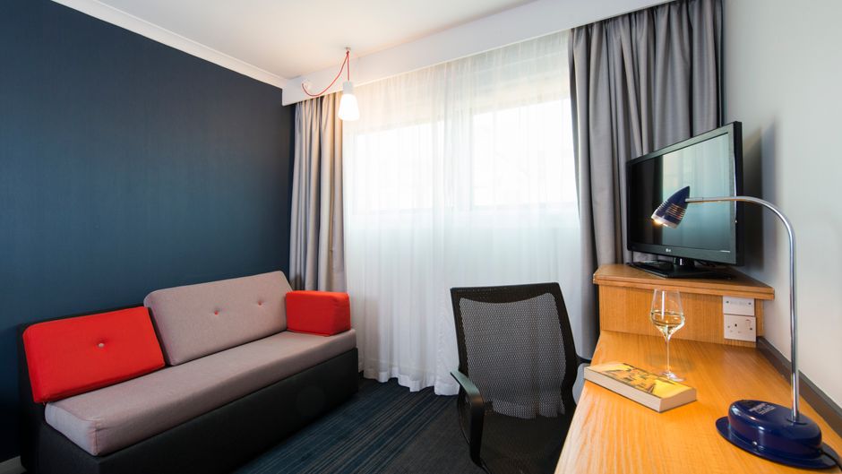 Holiday Inn Express Hemel Hempstead Room