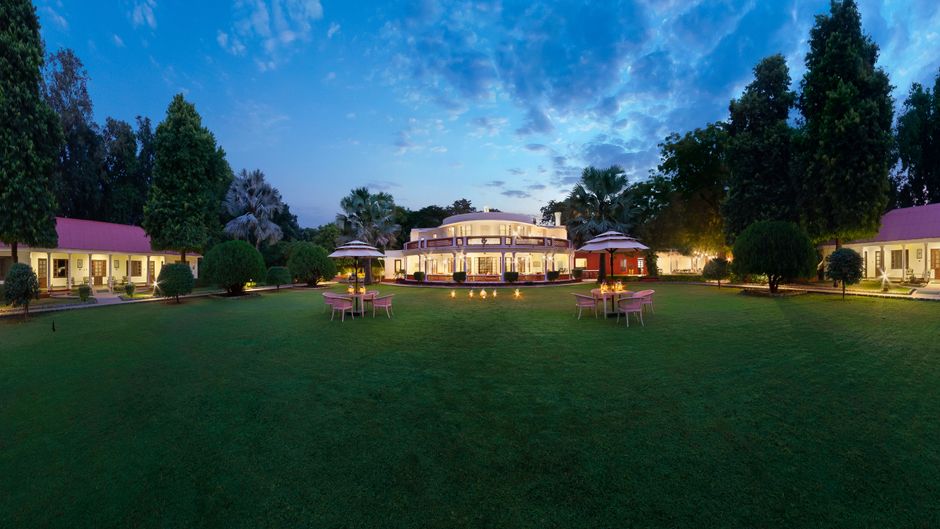 Vivanta by Taj Sawai Madhopur Lodge Exterior