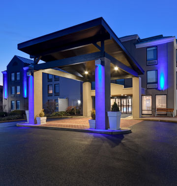 Holiday Inn Express & Suites