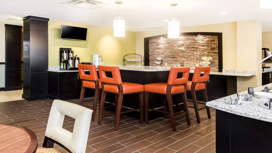 Staybridge Suites West Edmonton Restaurant