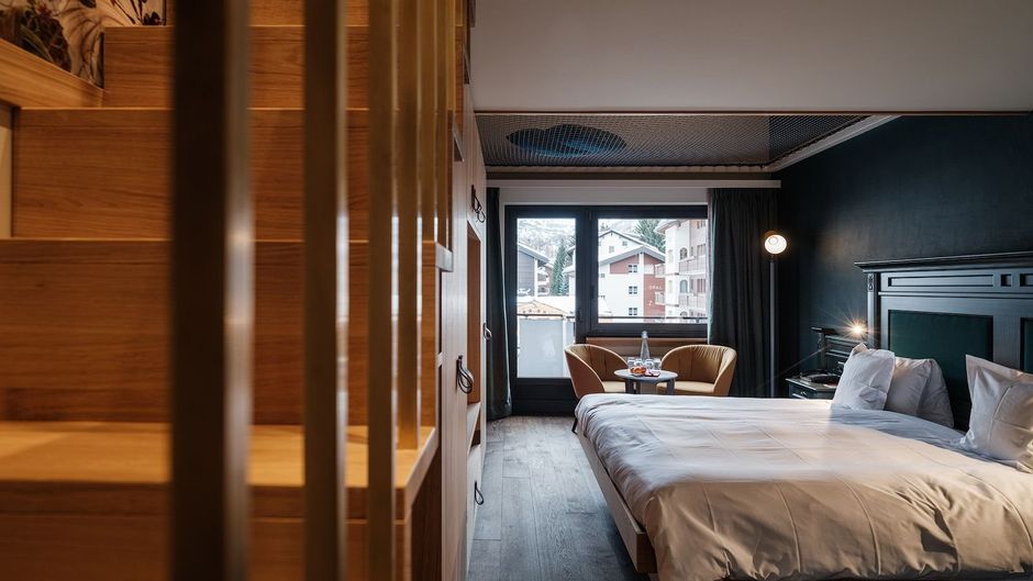 National Hotel Room