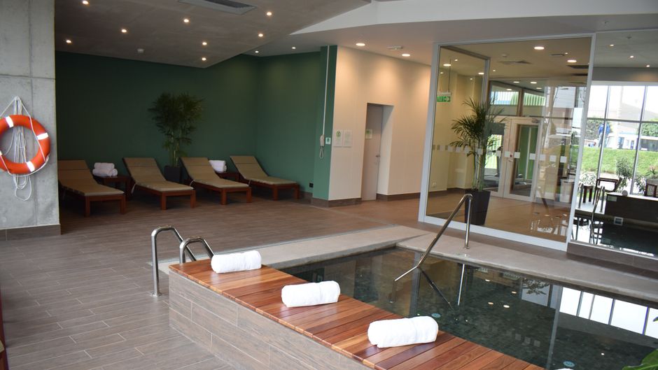 Holiday Inn Lima Airport Pool
