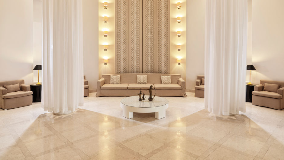 Juweira Boutique Hotel Lobby
