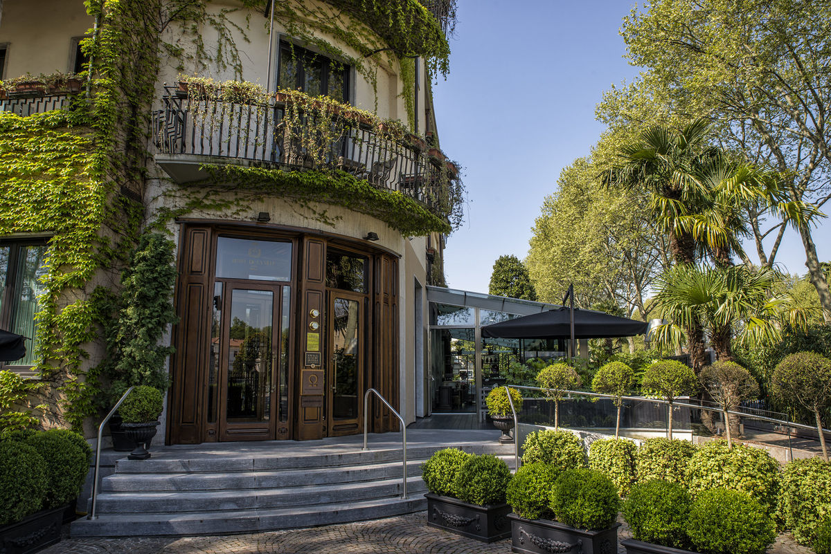 De la Ville Hotel- First Class Monza, Italy Hotels- GDS Reservation Codes:  Travel Weekly, image size:1200x801