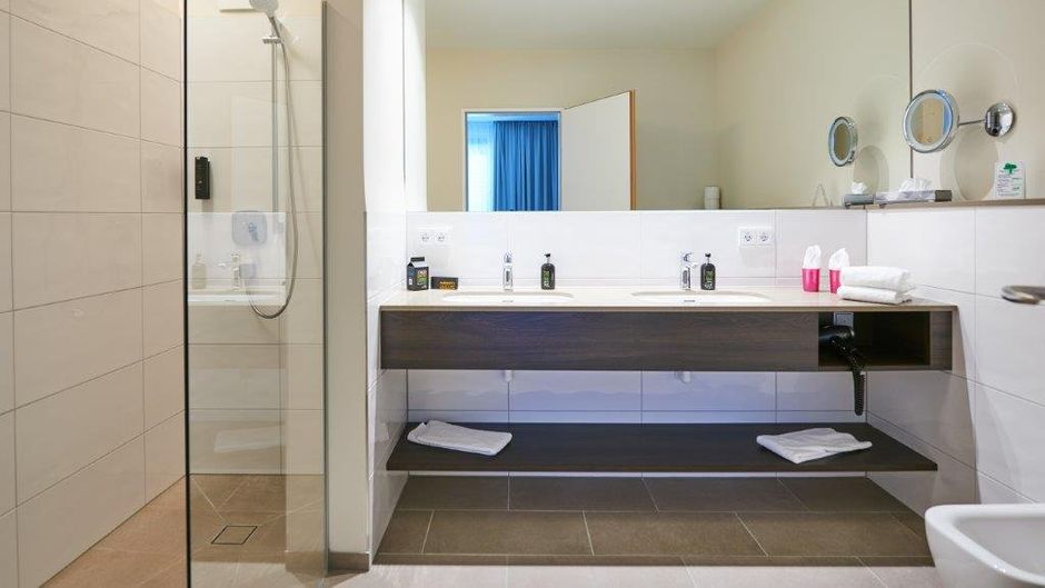 Hotel Calamus Room