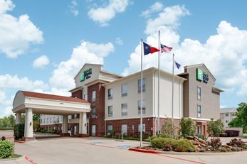 Holiday Inn Express Hotel & Suites