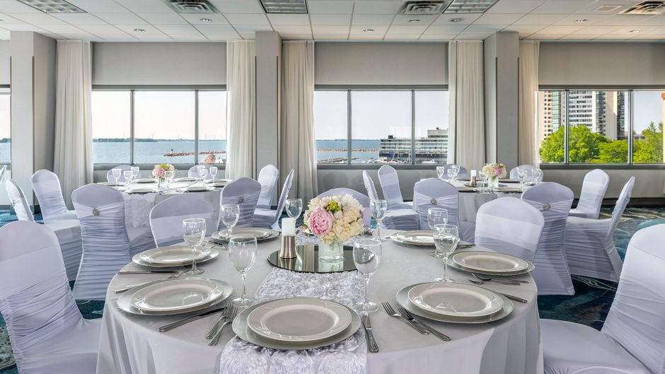 Holiday Inn Kingston Waterfront Ballroom