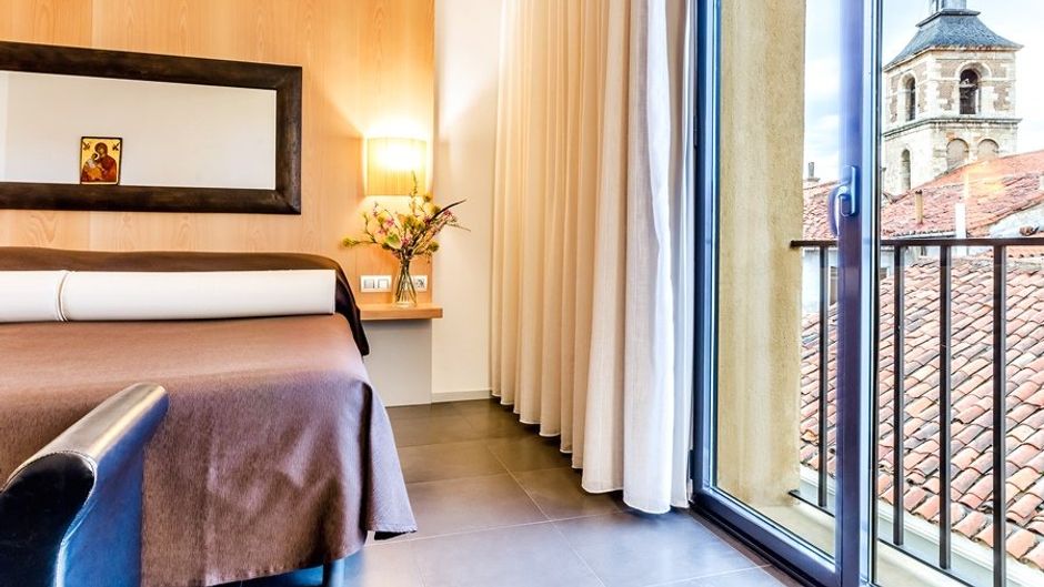 Hospederia Monastica Pax Room