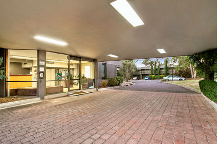 Knox International Hotel