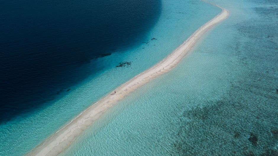 COMO Cocoa Island Exterior