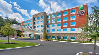 Holiday Inn Express & Sts Gainesville SW