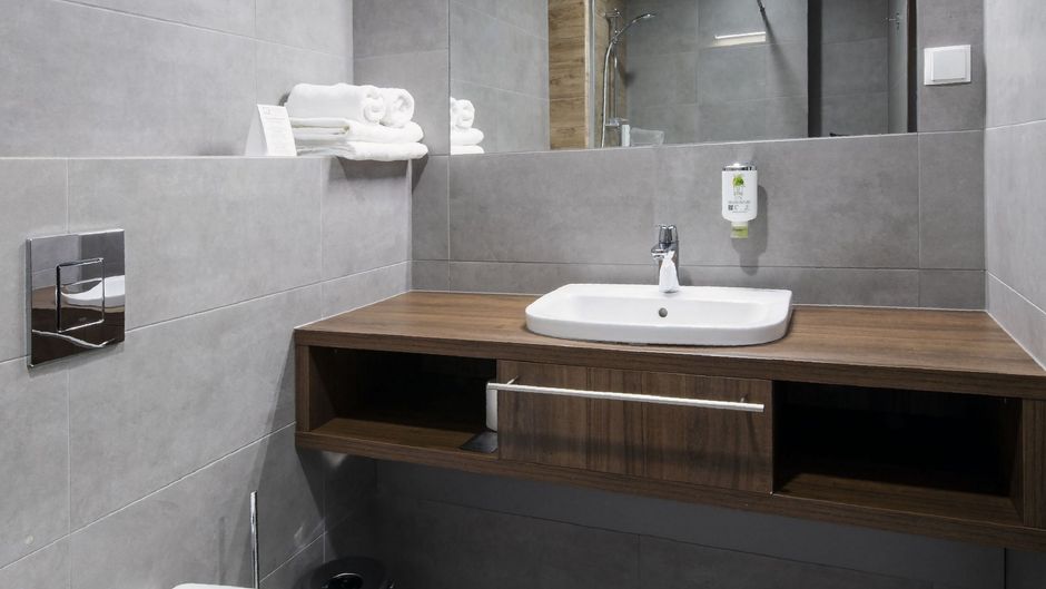 DB Hotel Wroclaw Room