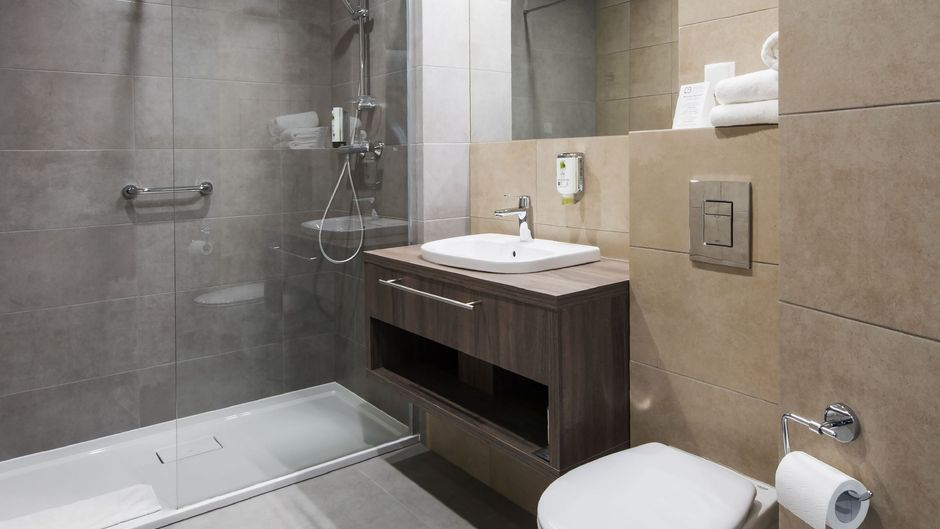 DB Hotel Wroclaw Room