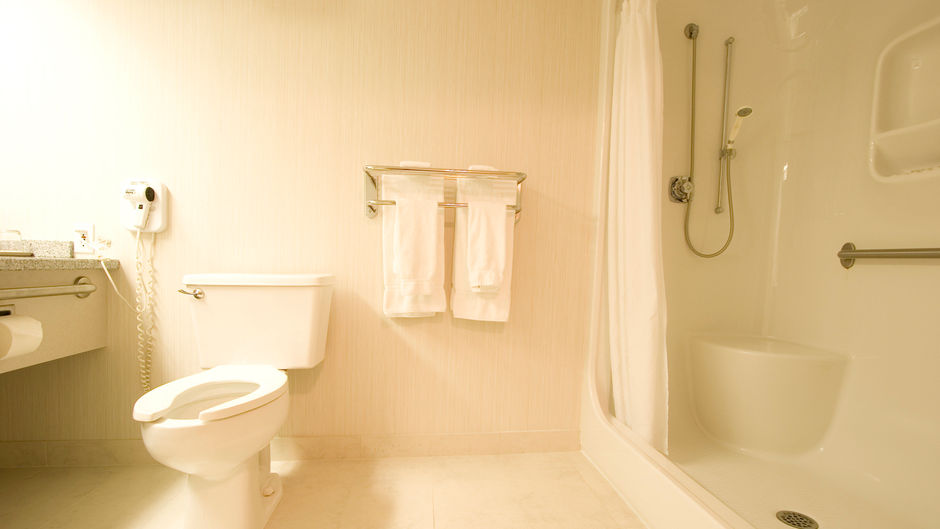 Woodlands Inn Room