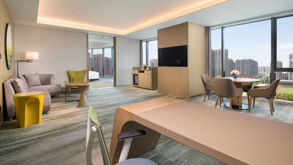 Holiday Inn Zhengzhou Riverside Suite