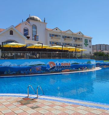 Holiday Inn Aktau Seaside