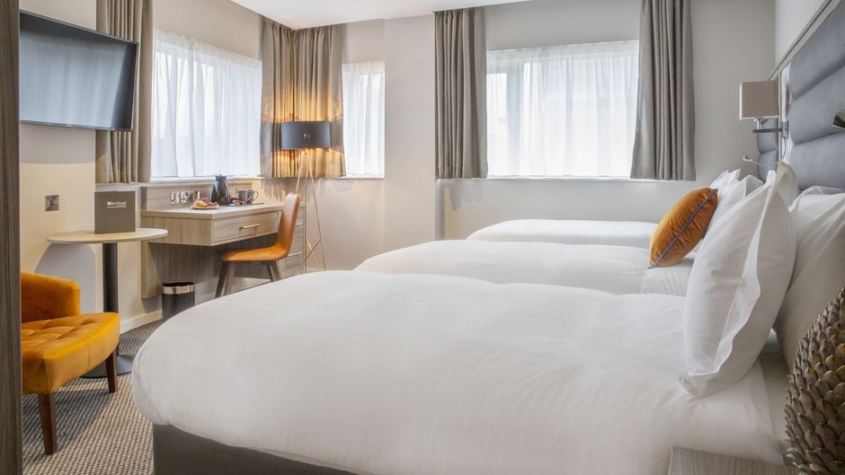 Metro Hotel Dublin Airport Room