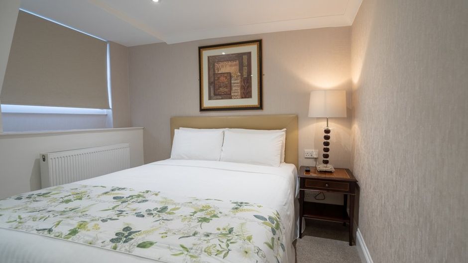 The Clarendon Hotel Room