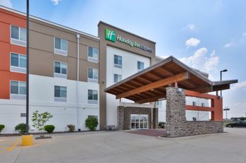 Holiday Inn Express & Suites Effingham