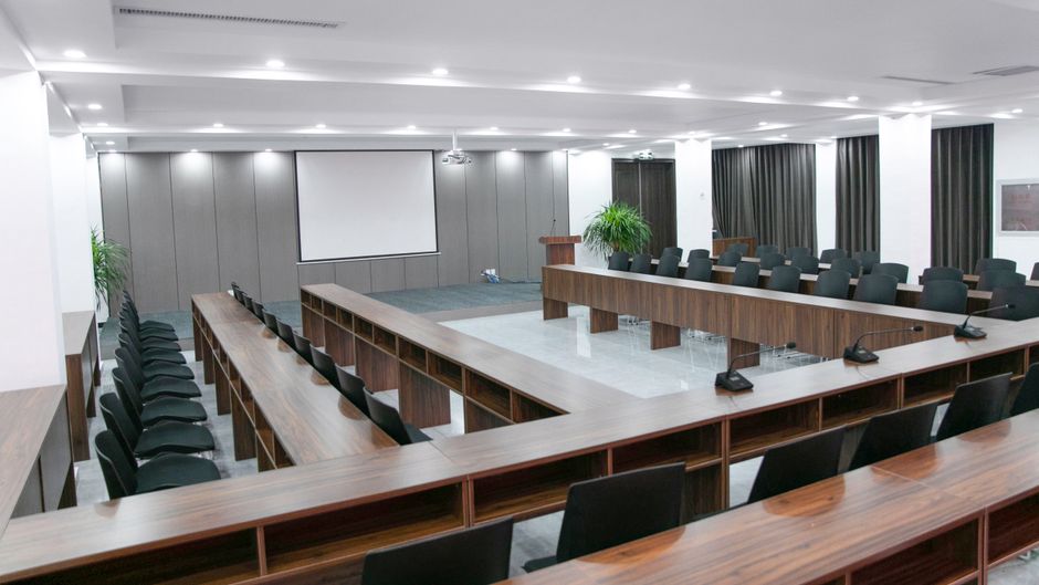 Holiday Inn Express Chengde Downtown Meeting
