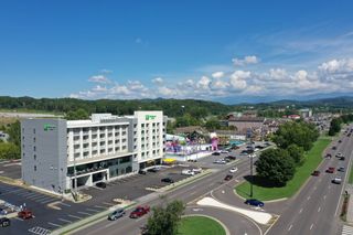Holiday Inn & Suites Pigeon Forge