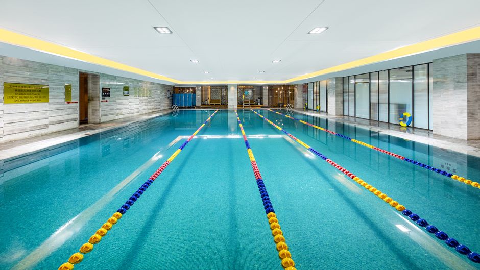 Holiday Inn Baoji Central Pool