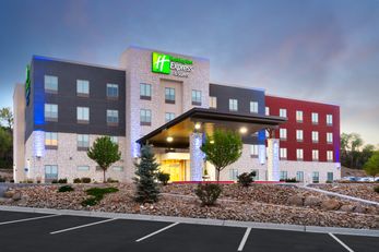 Holiday Inn Express & Suites Price