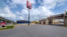 Red Roof Inn New Orleans - Westbank