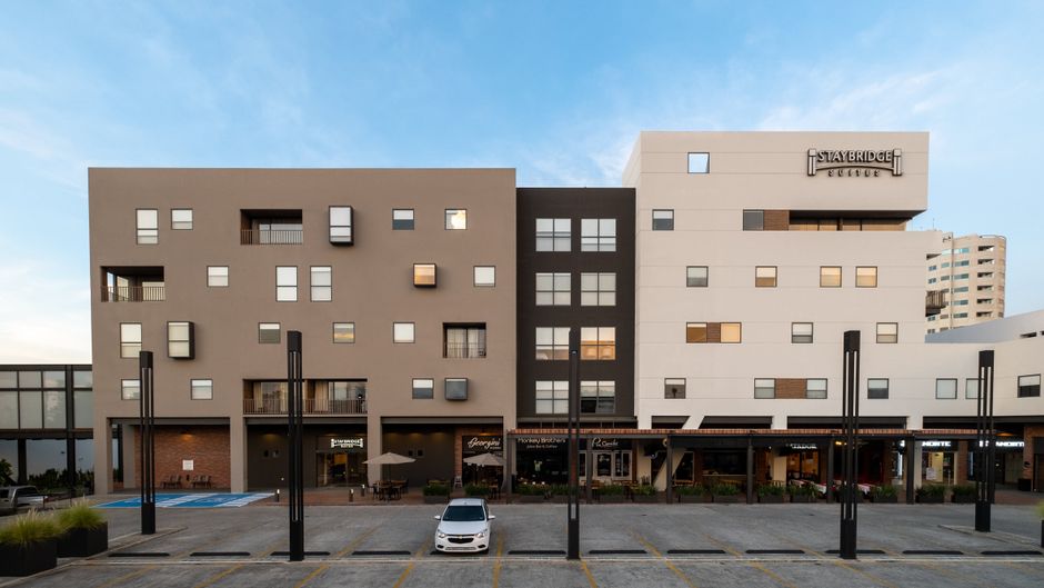 Staybridge Suites Villahermosa Exterior