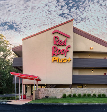 RRI190_Wilmington_DE_Exterior4_O.jpg?tr=