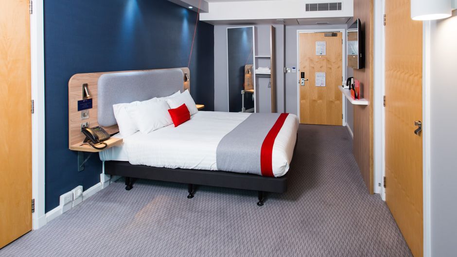 Holiday Inn Express Leeds-Armouries Room
