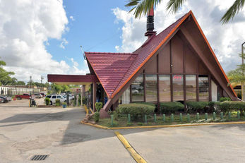 Red Carpet Inn