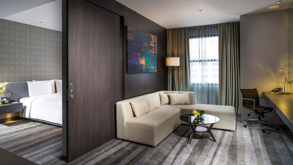 Holiday Inn Bangkok Sukhumvit Suite