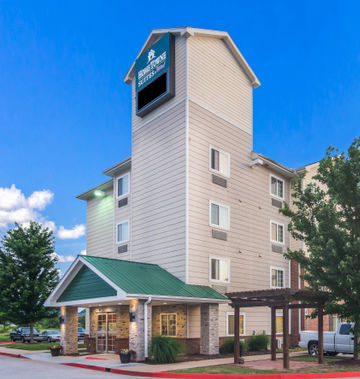 HomeTowne Studios & Suites Bentonville