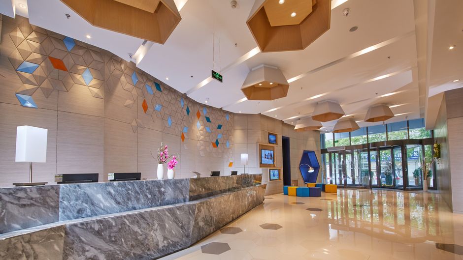 Holiday Inn Express Panjin Downtown Lobby