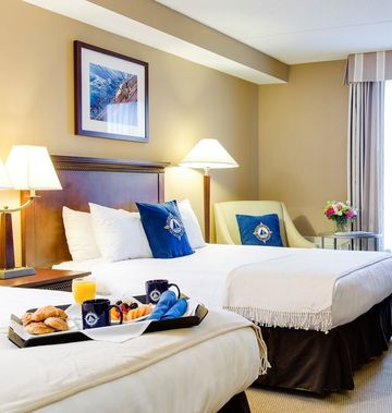 Salem Waterfront Hotel