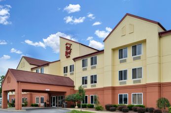 Red Roof Inn Clyde