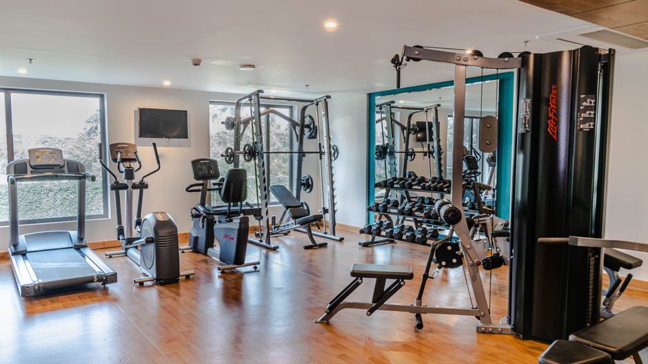 Holiday Inn Express Kolkata Airport Health Club