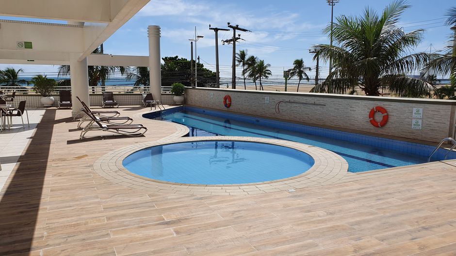 Holiday Inn Fortaleza Pool