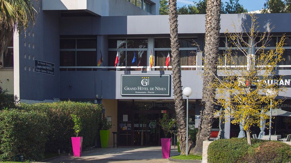 Grand de Hotel, Nimes Exterior