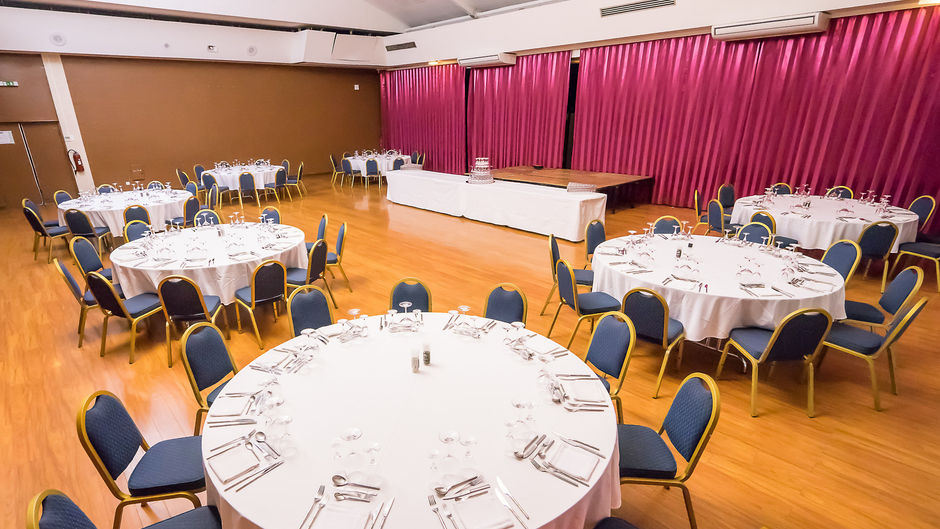 Grand de Hotel, Nimes Meeting