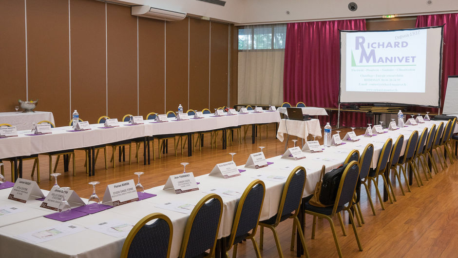 Grand de Hotel, Nimes Meeting