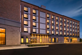 Staybridge Suites Boston Logan Airport