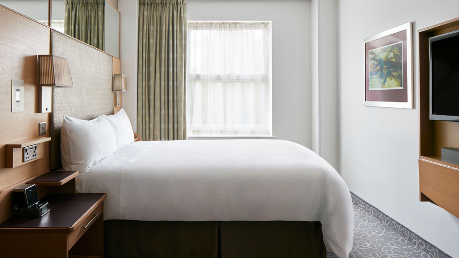 Club Quarters Lincoln's Inn Fields Room